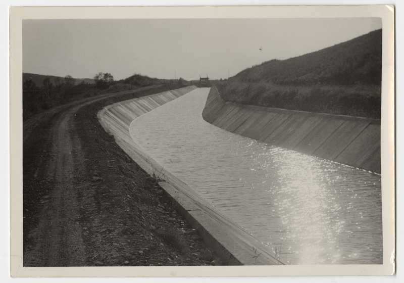 Canale aperto di carico parzialmente in funzione